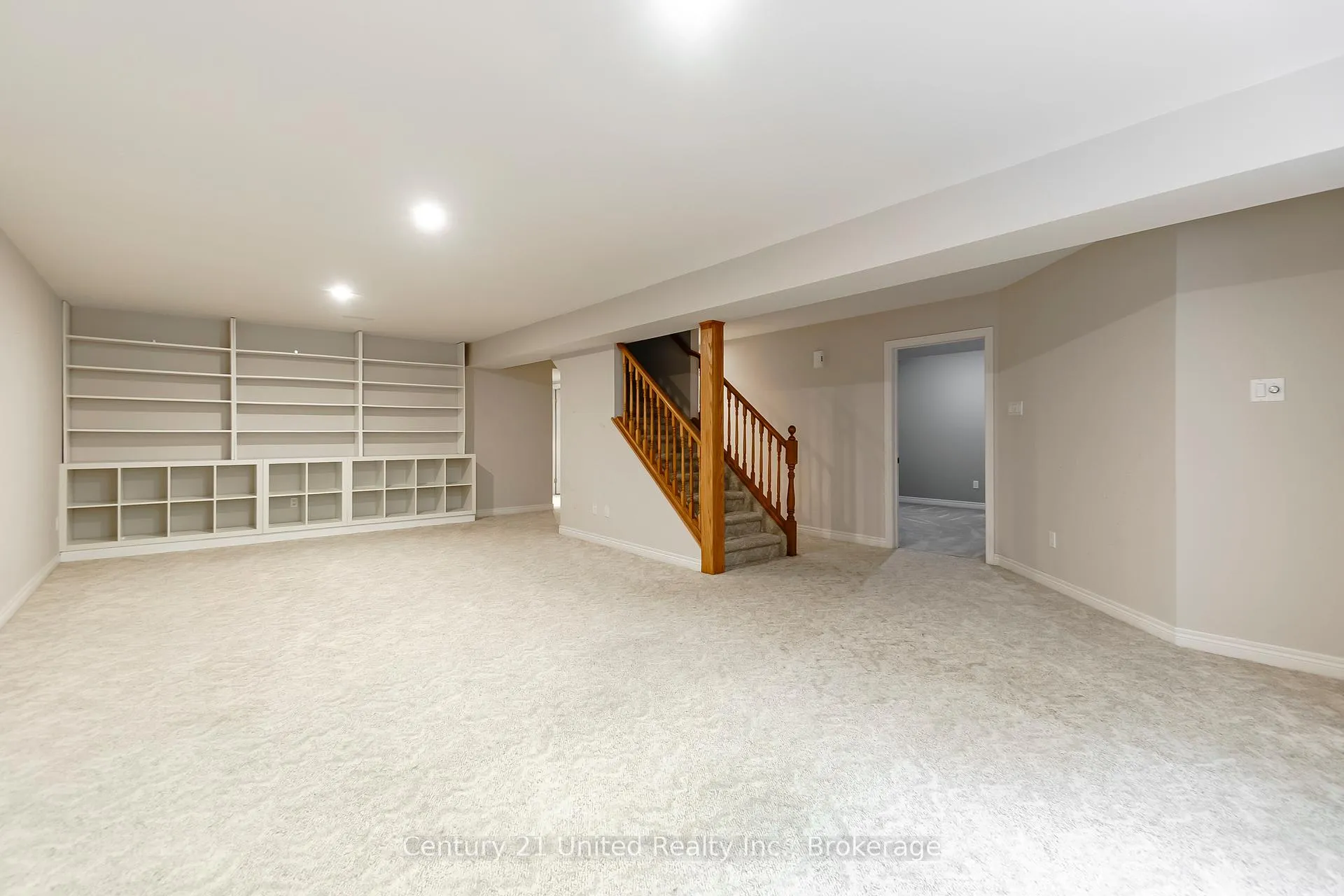 Photo 33 of Unit 12, 1850 Cherryhill Road, Peterborough, Monaghan Ward 2 — HOMEH