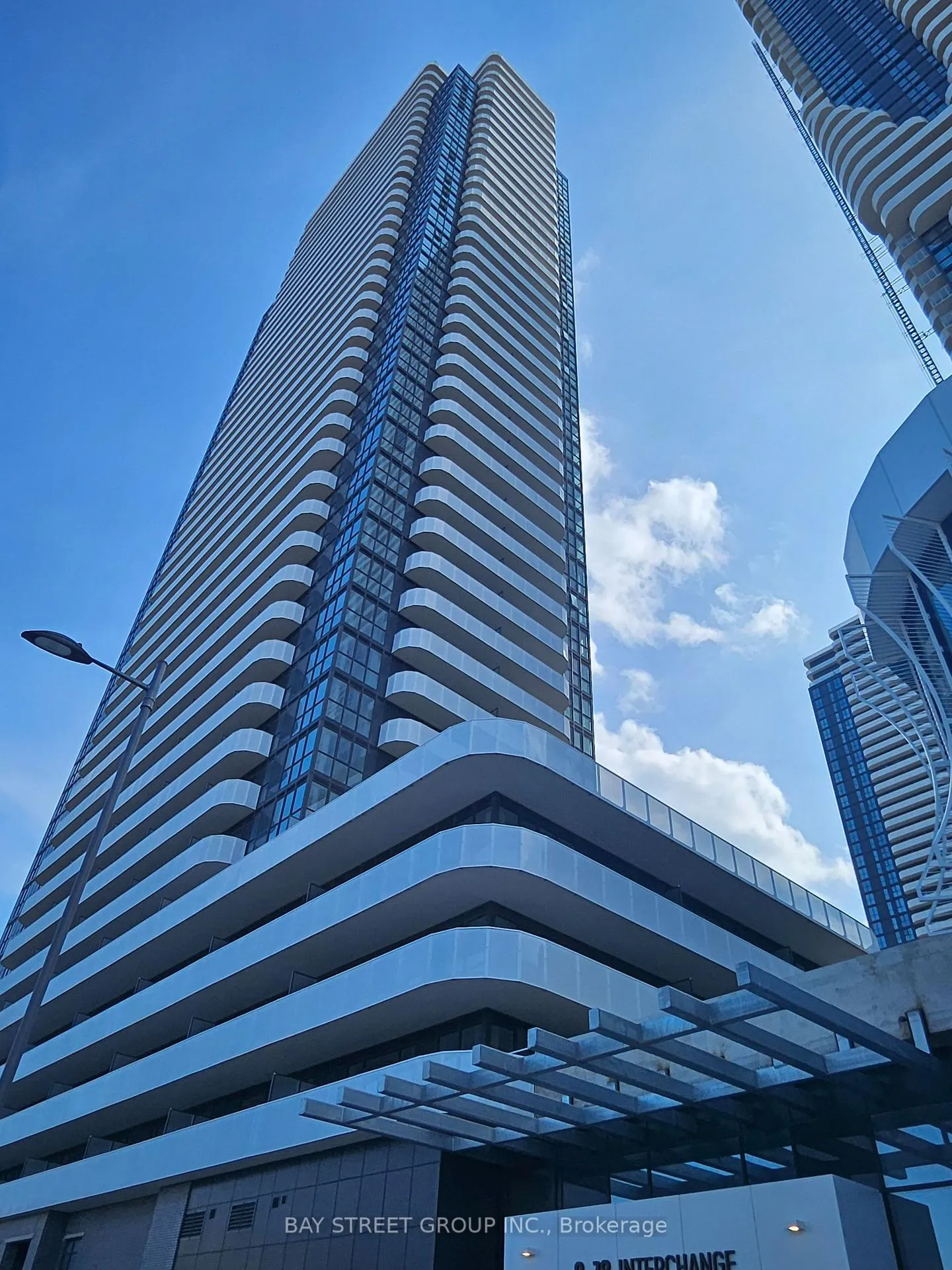 Photo 1 of Unit 1611, 28 Interchange Way, Vaughan, Vaughan Corporate Centre — HOMEH