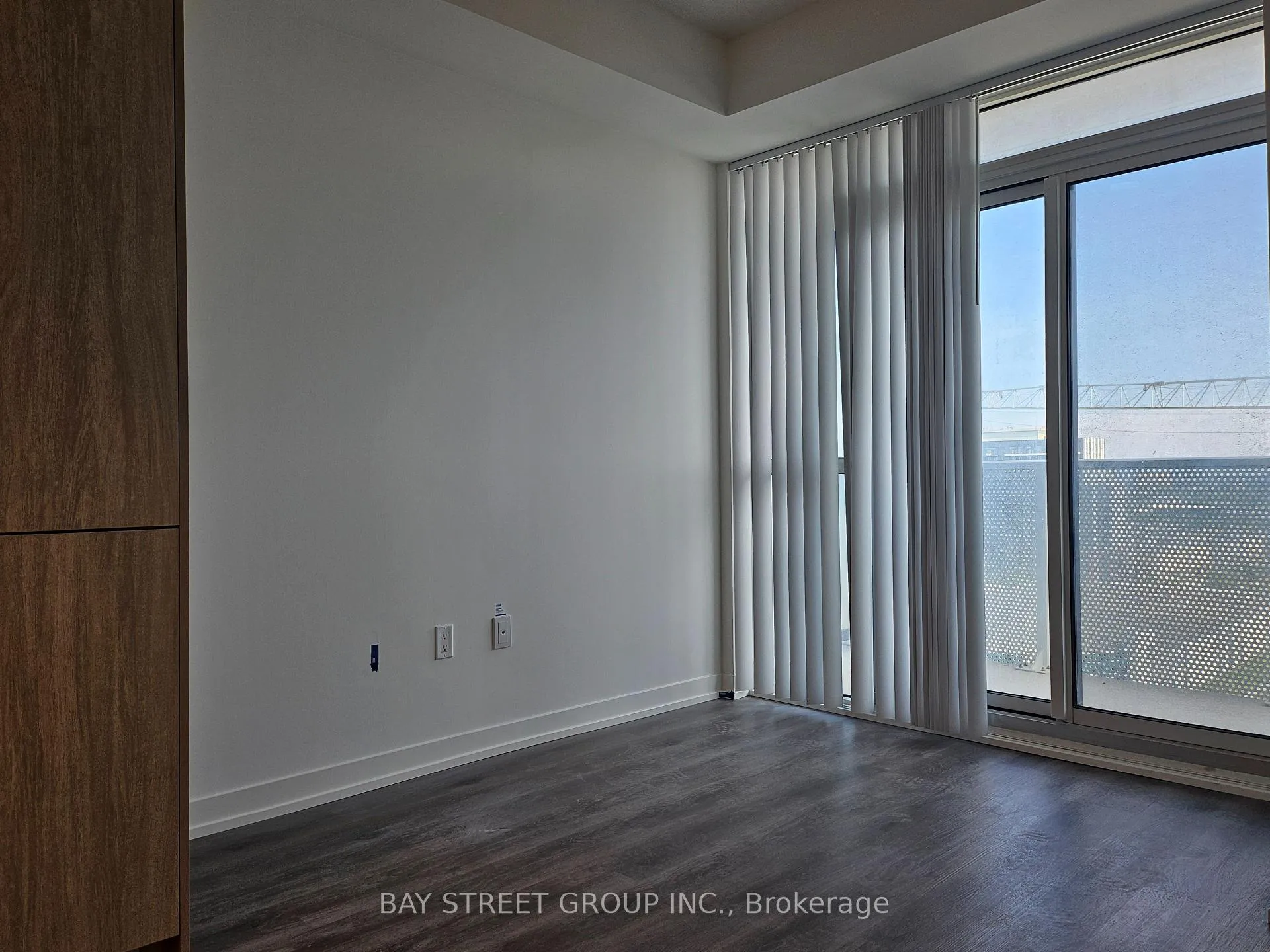 Photo 9 of Unit 1611, 28 Interchange Way, Vaughan, Vaughan Corporate Centre — HOMEH