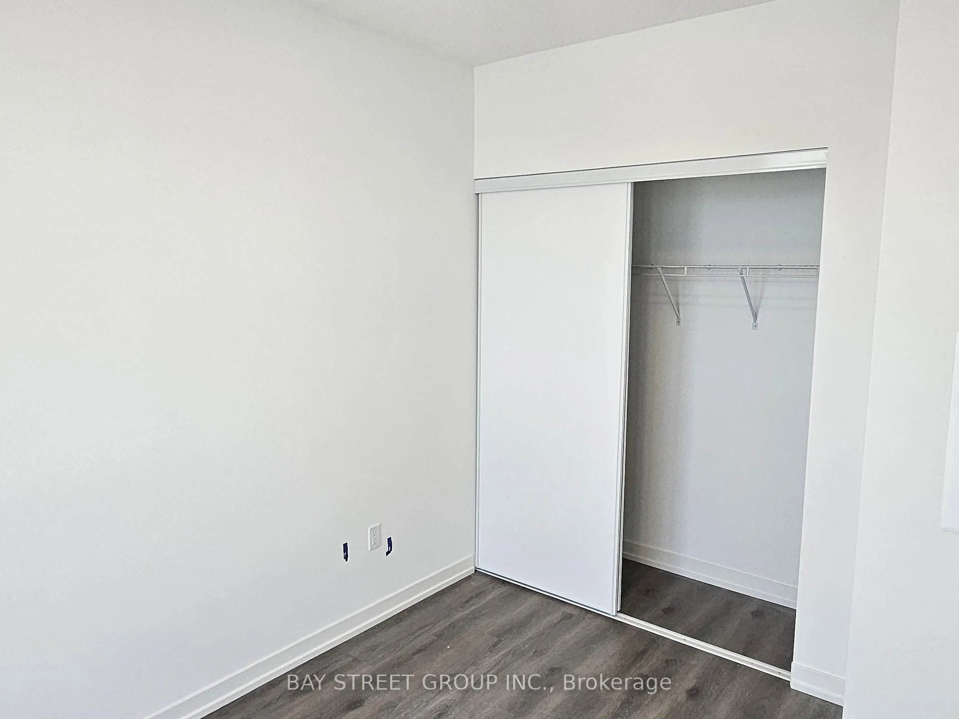 Photo 13 of Unit 1611, 28 Interchange Way, Vaughan, Vaughan Corporate Centre — HOMEH
