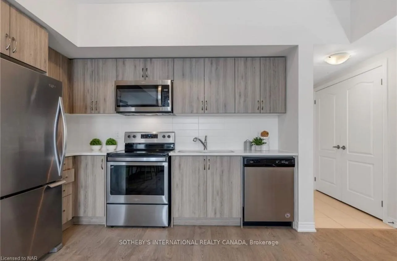 Photo 3 of 218 Law Drive, Guelph, Grange Road — HOMEH