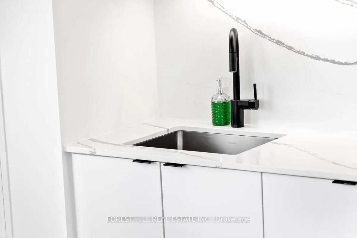 Photo 7 of Unit 709, 2300 St Clair Avenue W, Toronto, Junction Area — HOMEH
