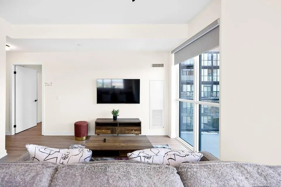 Photo 8 of Unit 709, 2300 St Clair Avenue W, Toronto, Junction Area — HOMEH