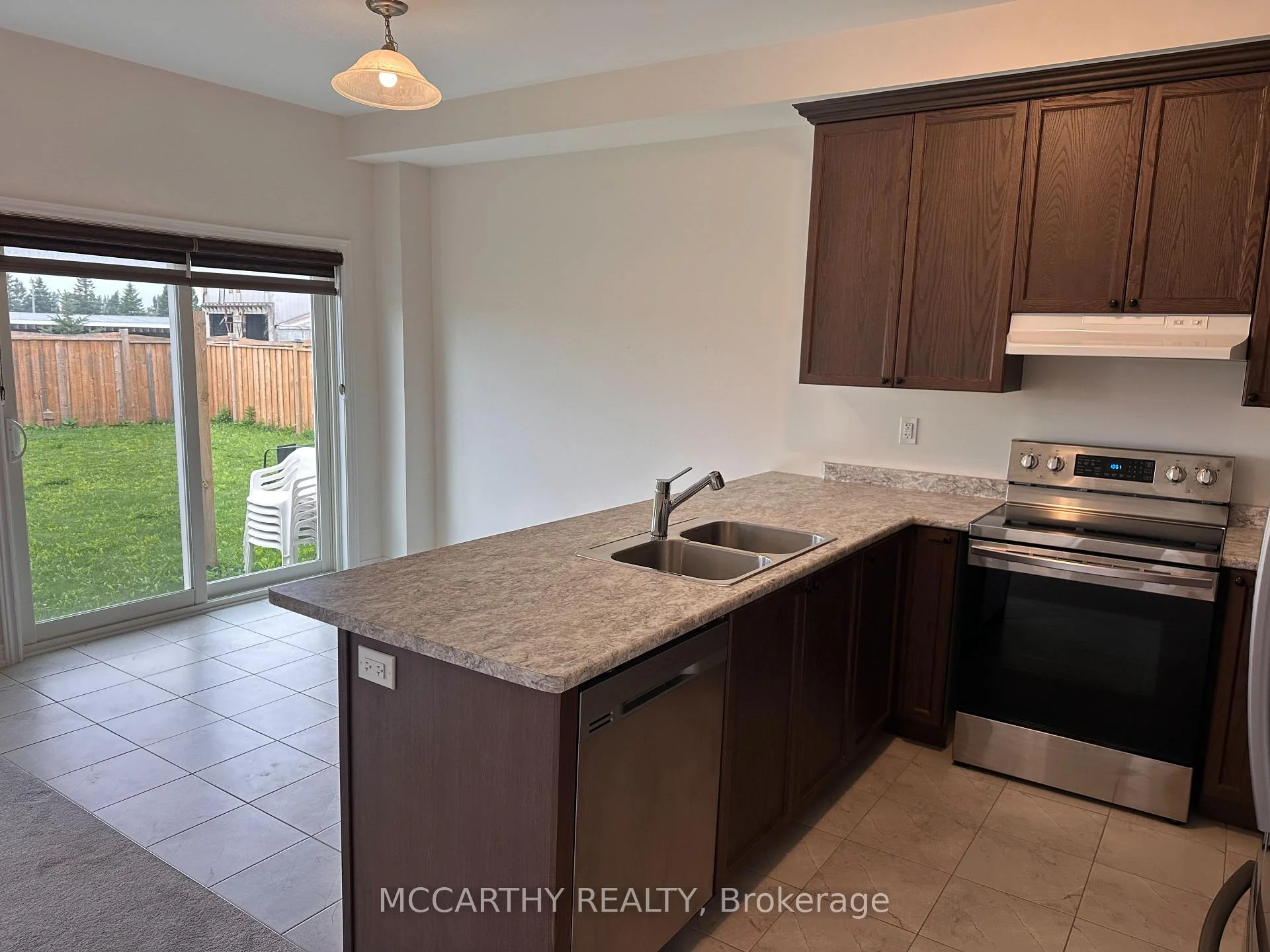 Photo 37 of 160 Clark Street, Shelburne — HOMEH