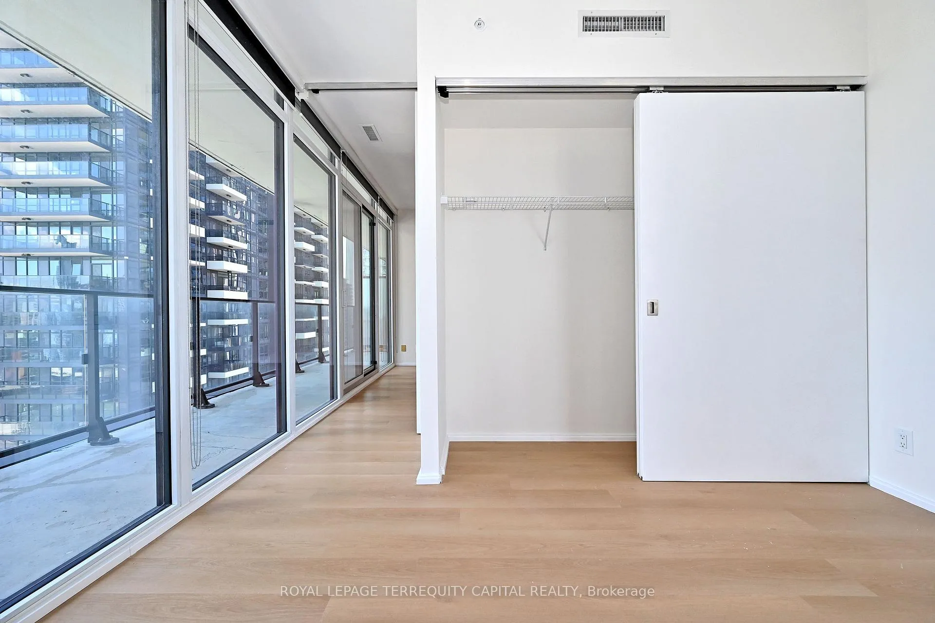 Photo 17 of Unit 2308, 125 Peter Street, Toronto, Waterfront Communities — HOMEH