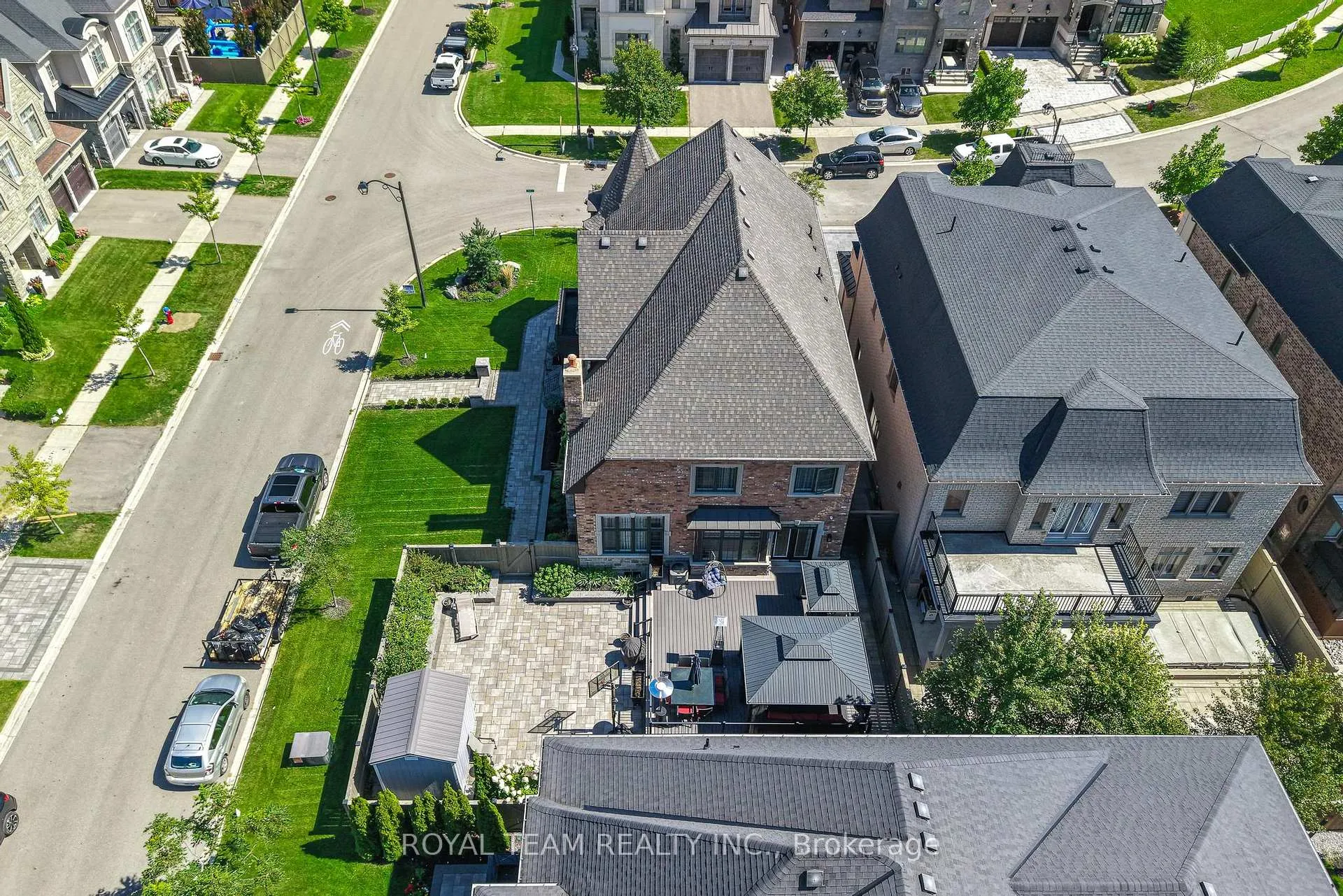 Photo 36 of 1 Ria Court, King, King City — HOMEH