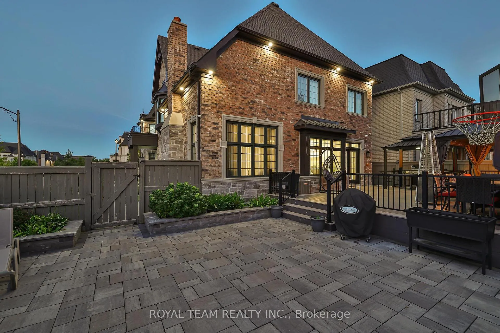 Photo 44 of 1 Ria Court, King, King City — HOMEH