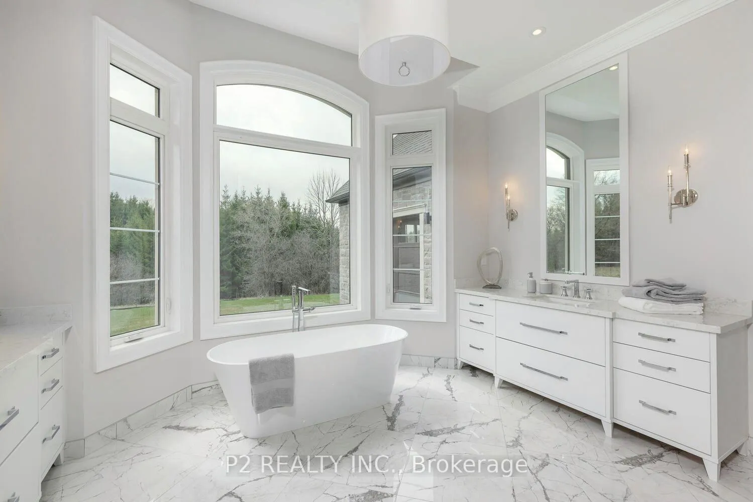 Photo 8 of 33 Newton Reed Crescent, Uxbridge, Rural Uxbridge — HOMEH