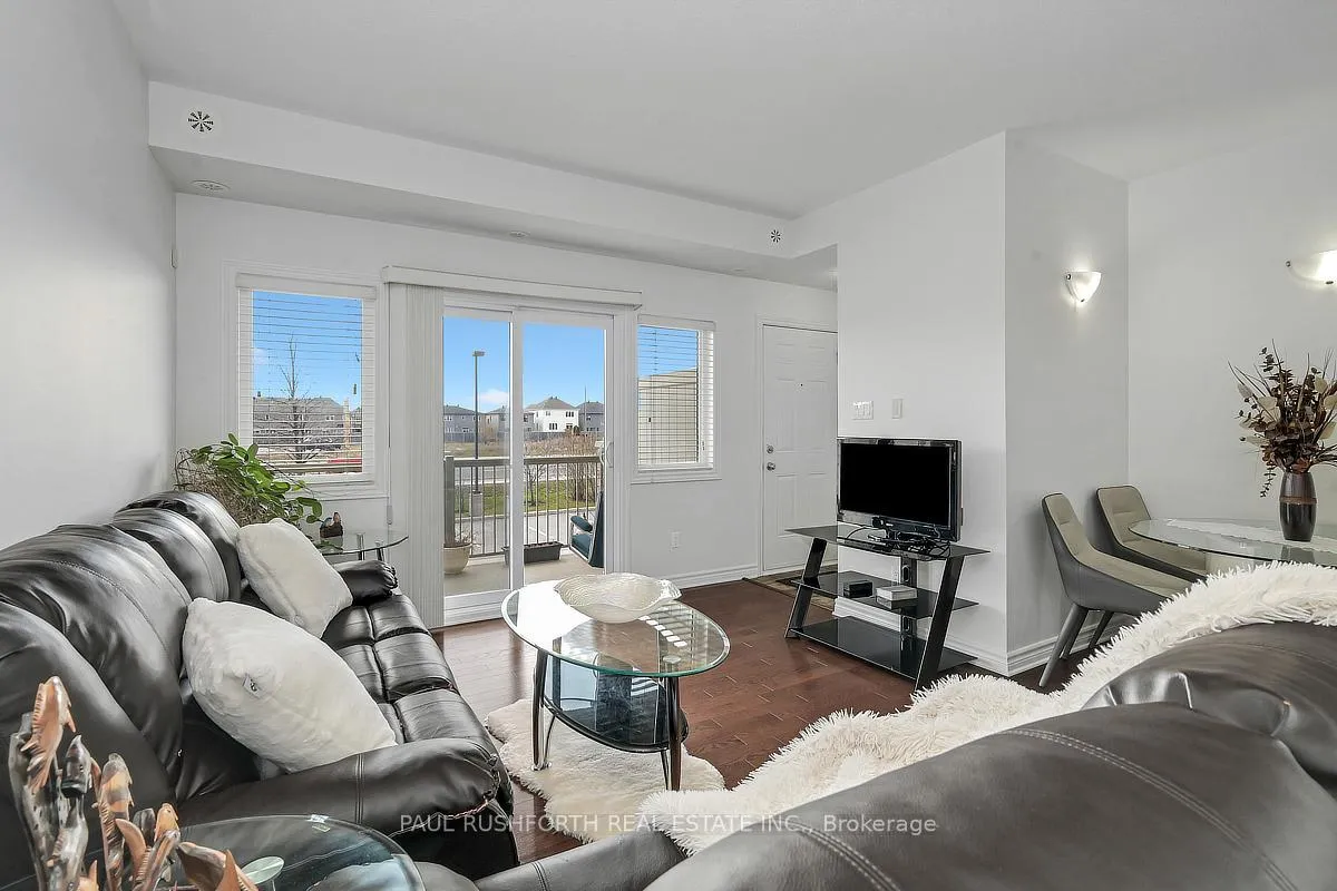 Photo 6 of Unit L, 137 Harthill Way, Ottawa, Barrhaven - Heritage Park — HOMEH