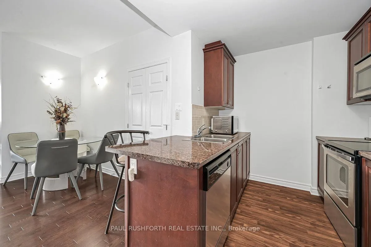 Photo 10 of Unit L, 137 Harthill Way, Ottawa, Barrhaven - Heritage Park — HOMEH
