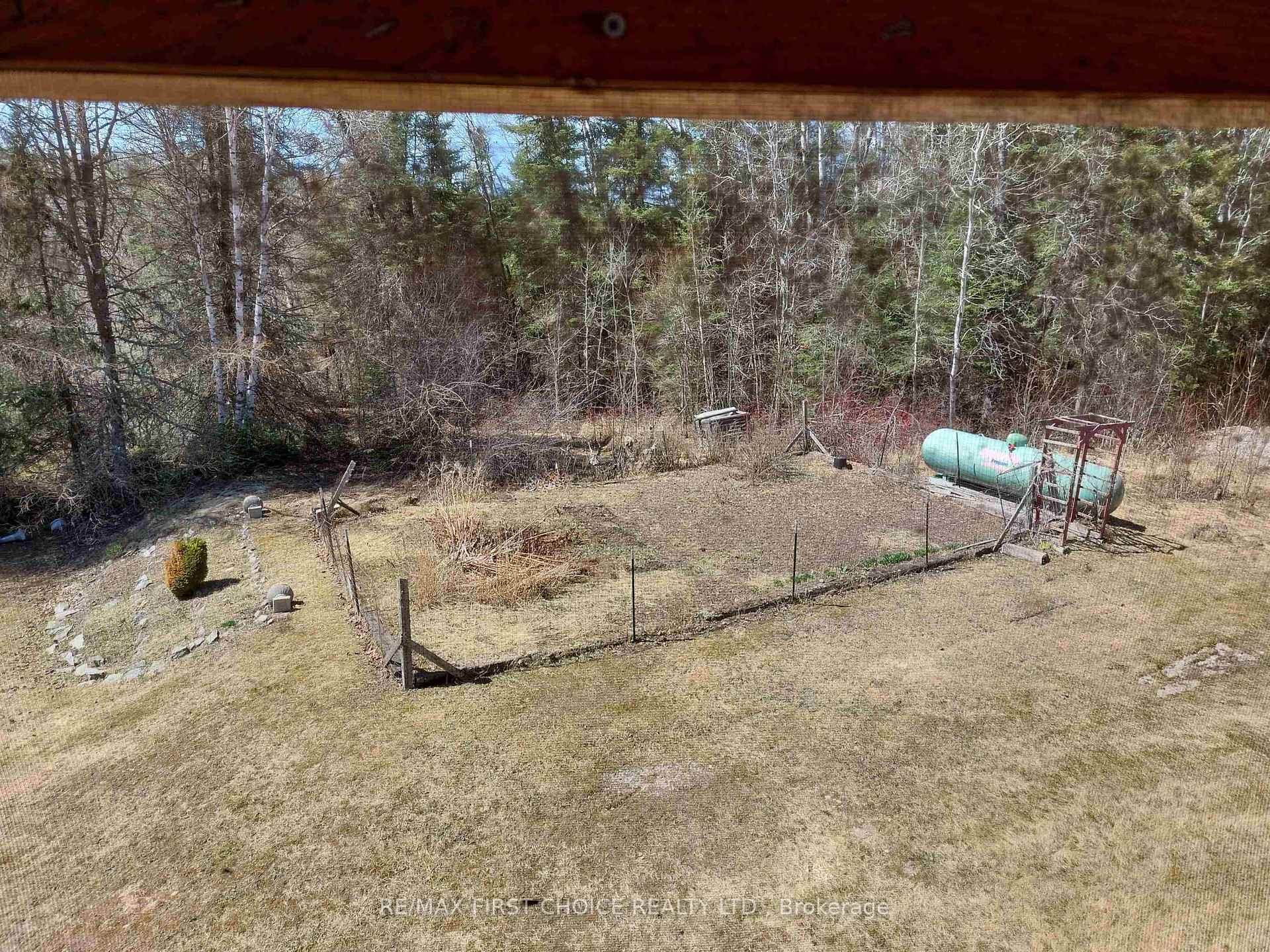Photo 10 of 26 Cliff, Kenora Remote Area, Blue Lake — HOMEH