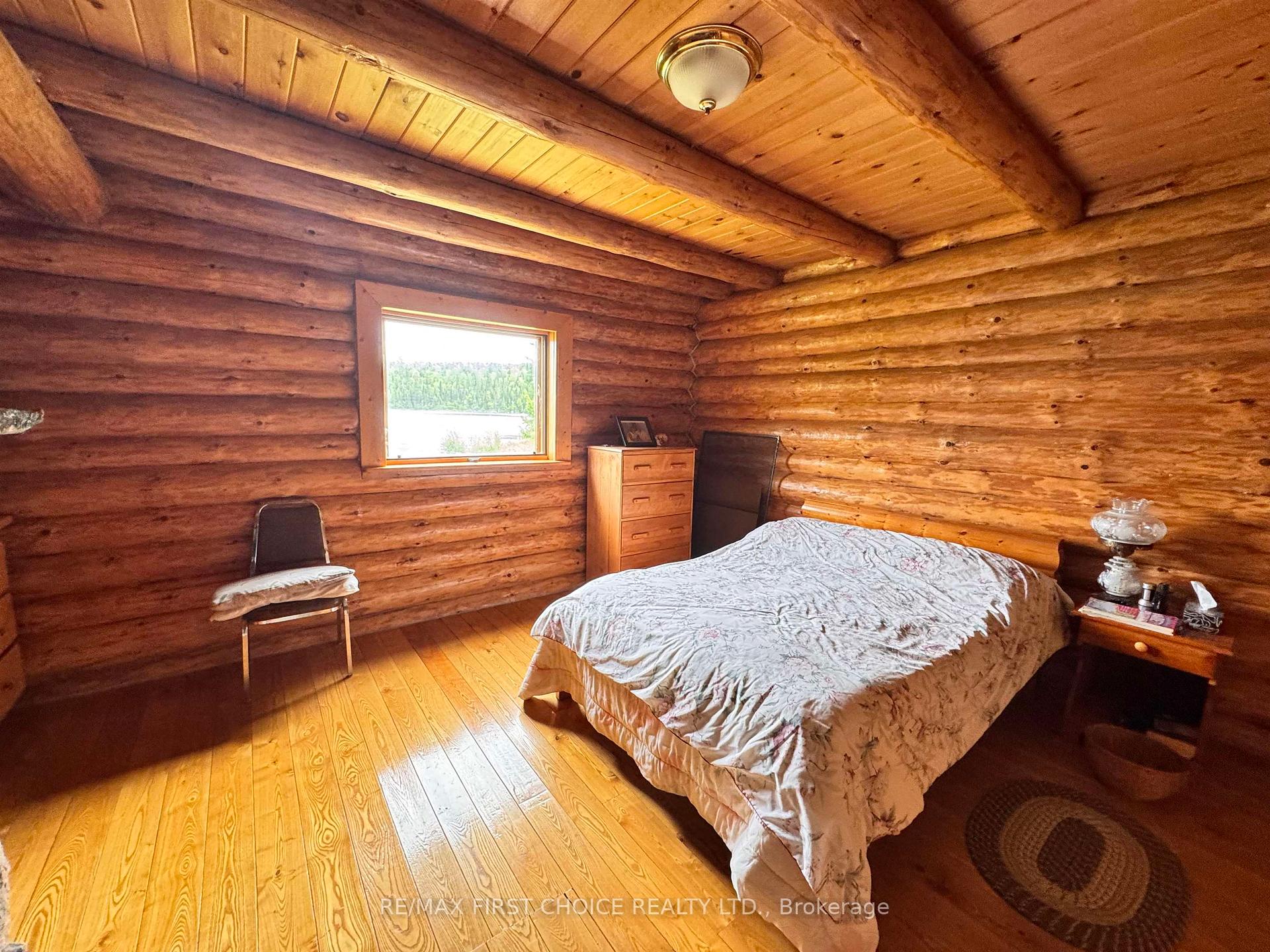 Photo 11 of 26 Cliff, Kenora Remote Area, Blue Lake — HOMEH