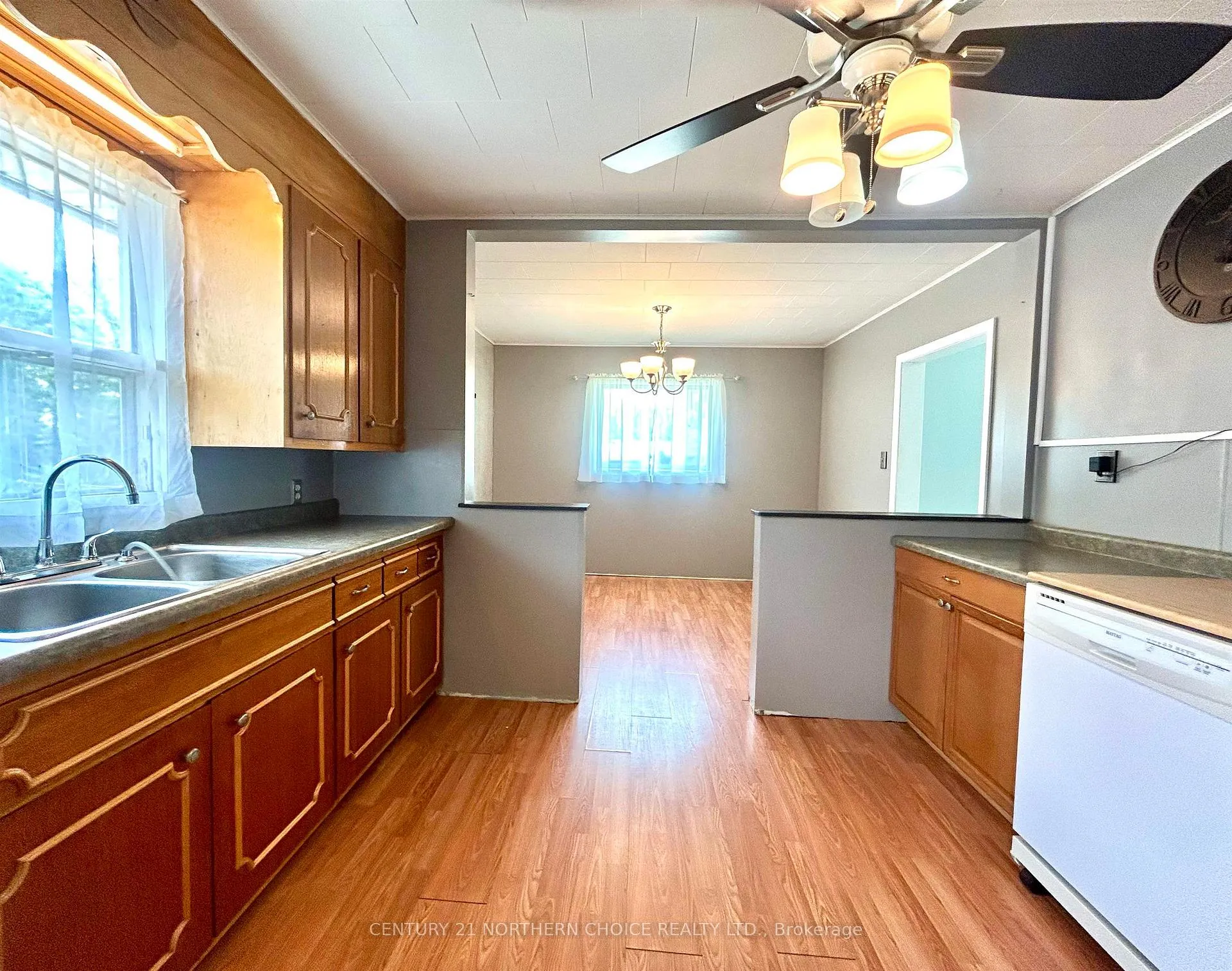 Photo 6 of 634 Riverview Drive, Fort Frances — HOMEH