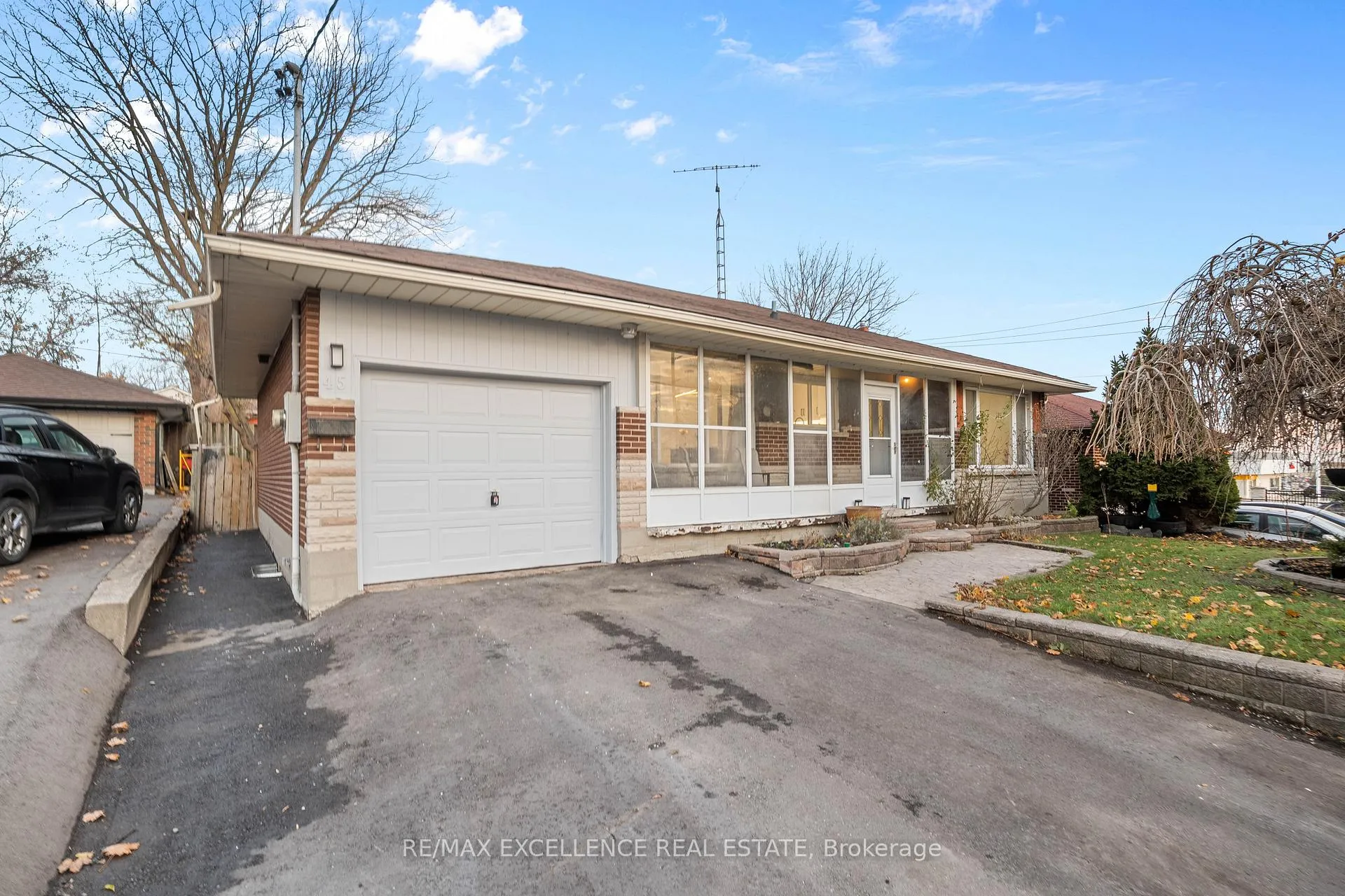 Photo 1 of 45 Stevenson Road N, Oshawa, McLaughlin — HOMEH