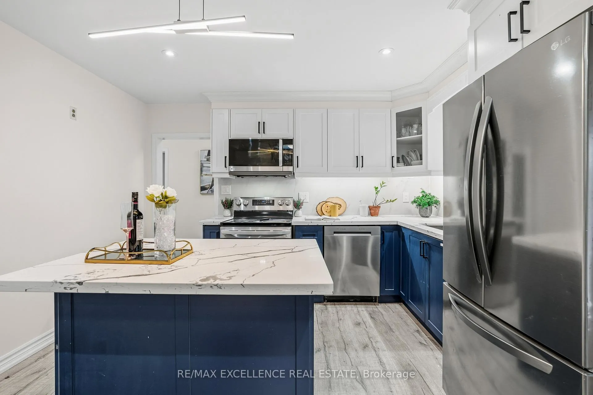 Photo 10 of 45 Stevenson Road N, Oshawa, McLaughlin — HOMEH