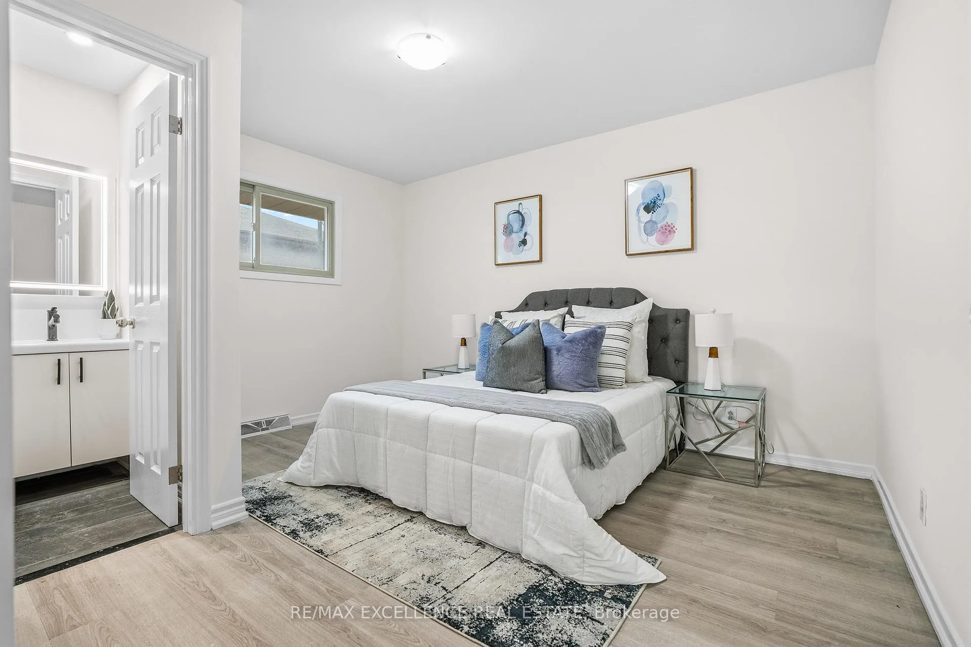 Photo 15 of 45 Stevenson Road N, Oshawa, McLaughlin — HOMEH