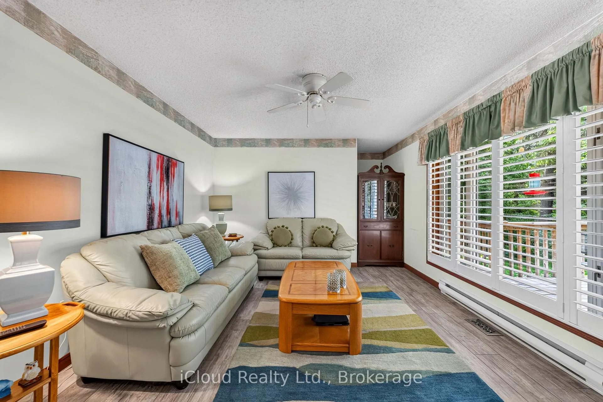 Photo 5 of 20 Mactavesh Crescent, Bluewater, Bayfield — HOMEH