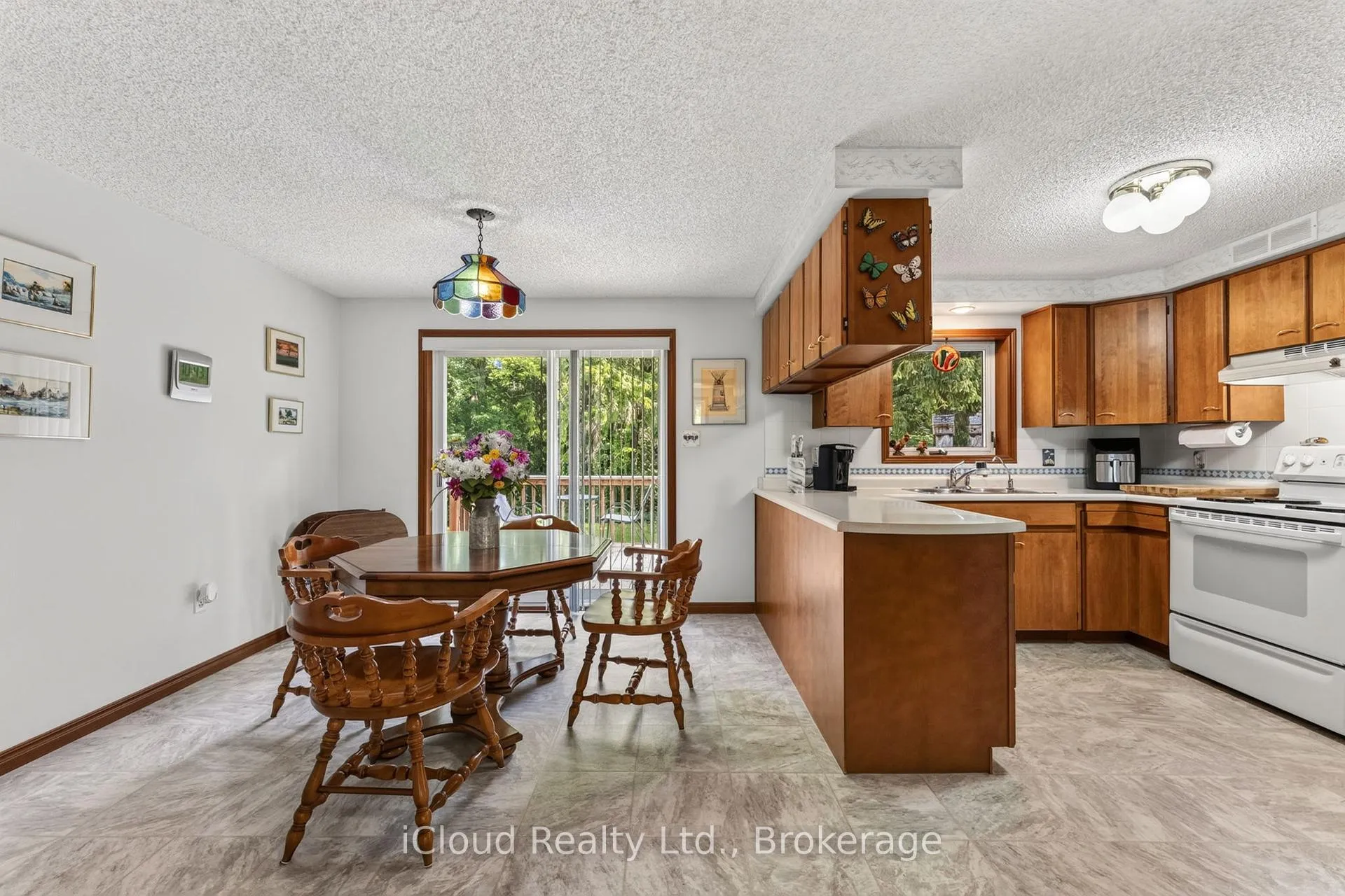 Photo 9 of 20 Mactavesh Crescent, Bluewater, Bayfield — HOMEH