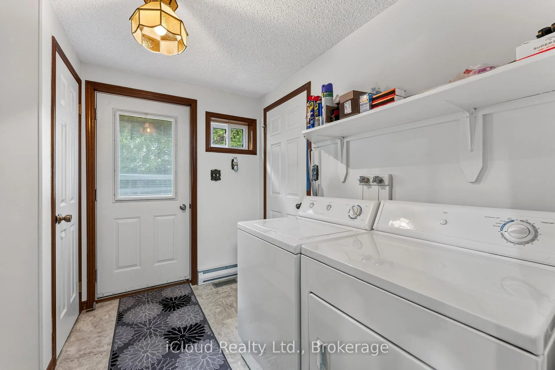 Photo 16 of 20 Mactavesh Crescent, Bluewater, Bayfield — HOMEH