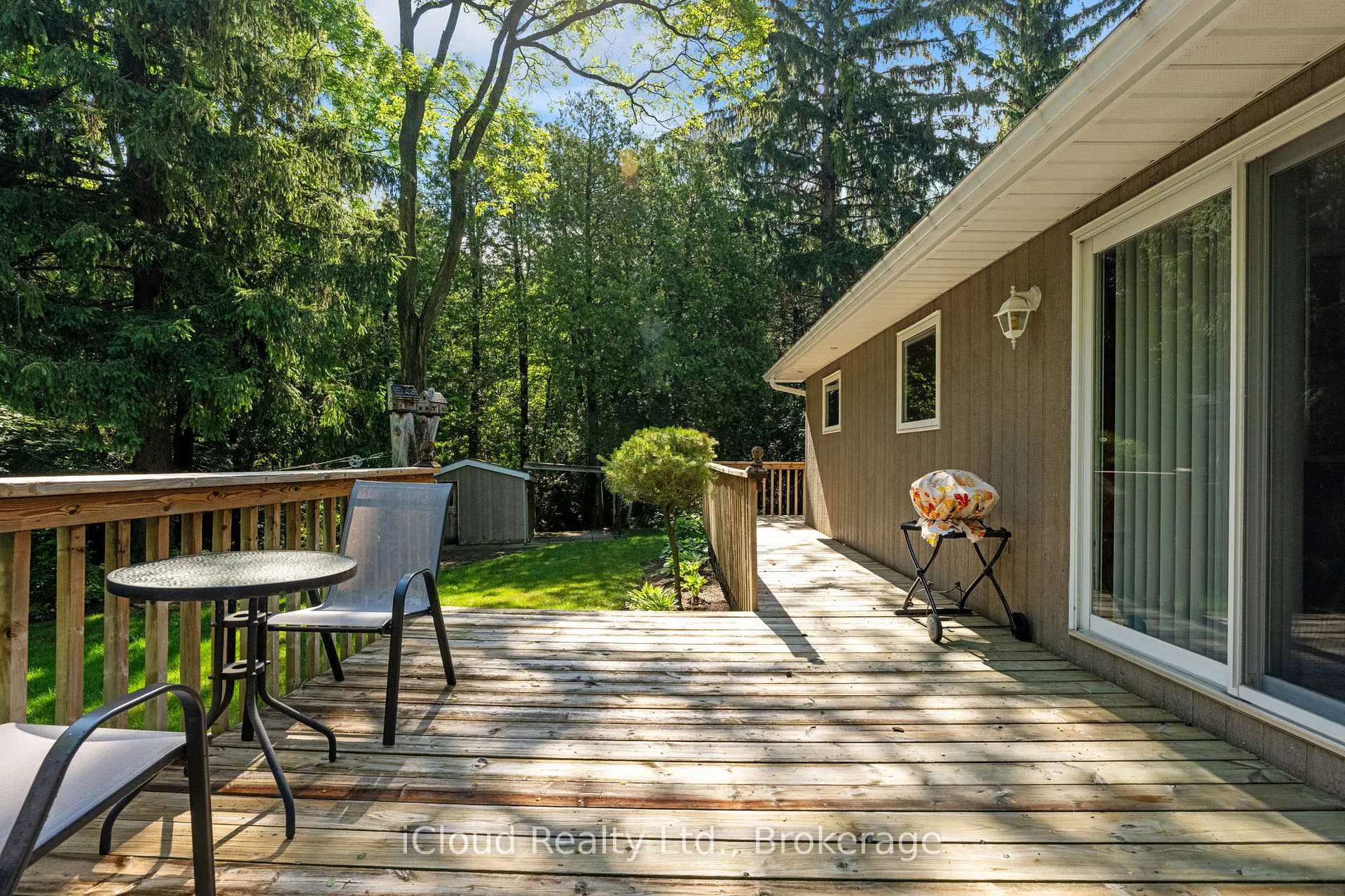 Photo 27 of 20 Mactavesh Crescent, Bluewater, Bayfield — HOMEH