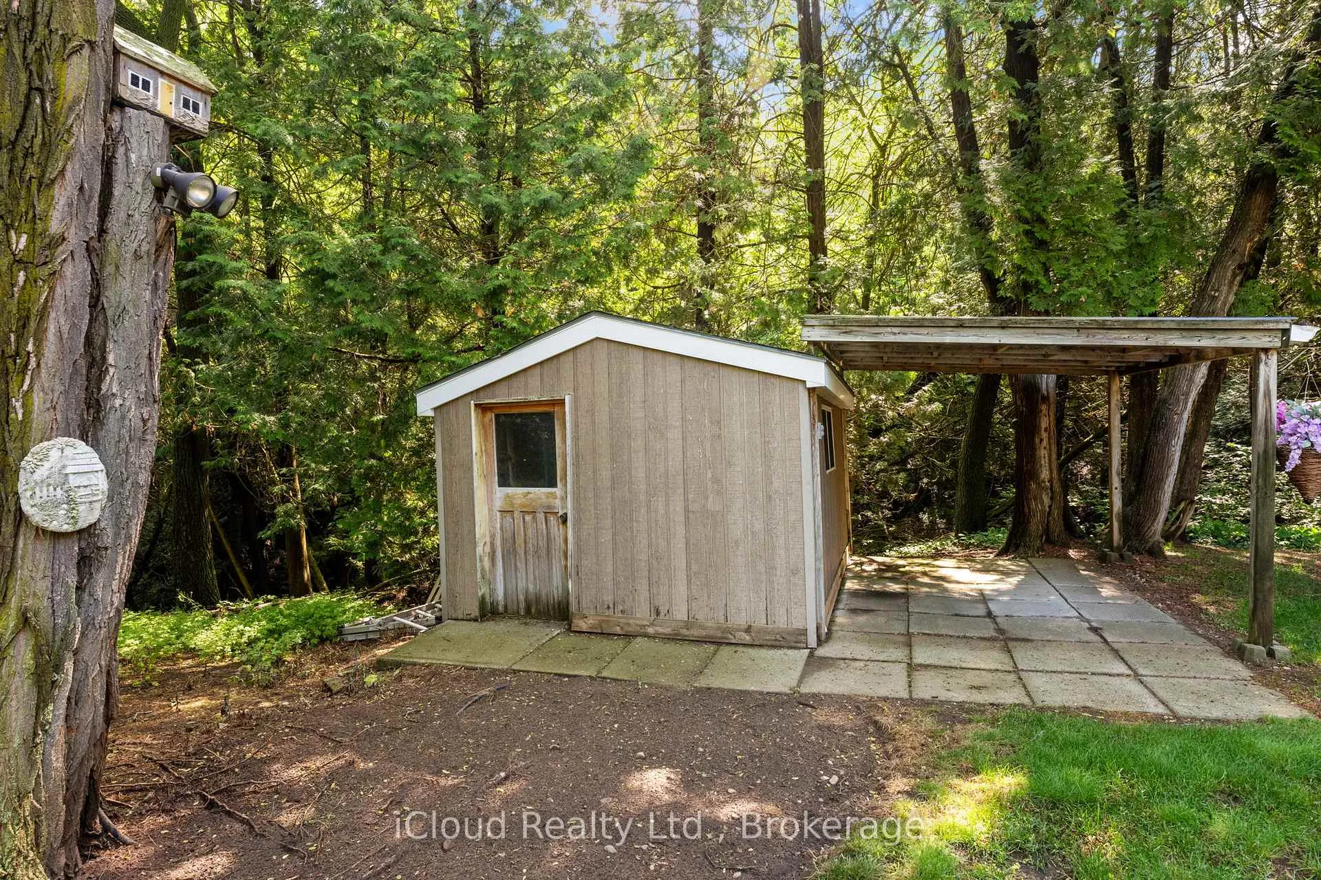 Photo 33 of 20 Mactavesh Crescent, Bluewater, Bayfield — HOMEH