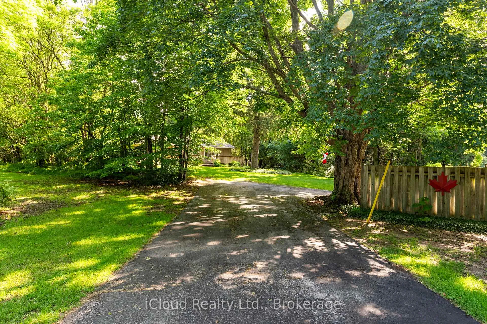 Photo 34 of 20 Mactavesh Crescent, Bluewater, Bayfield — HOMEH