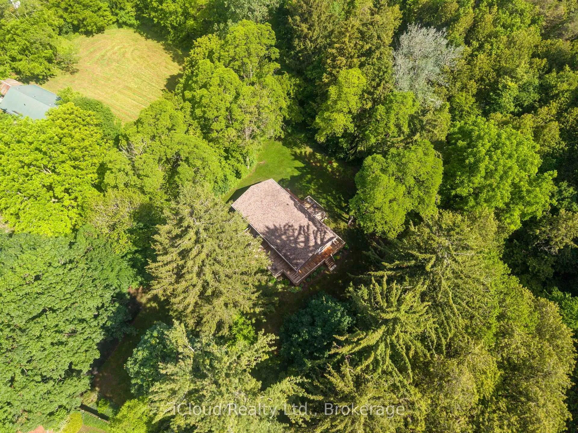 Photo 38 of 20 Mactavesh Crescent, Bluewater, Bayfield — HOMEH