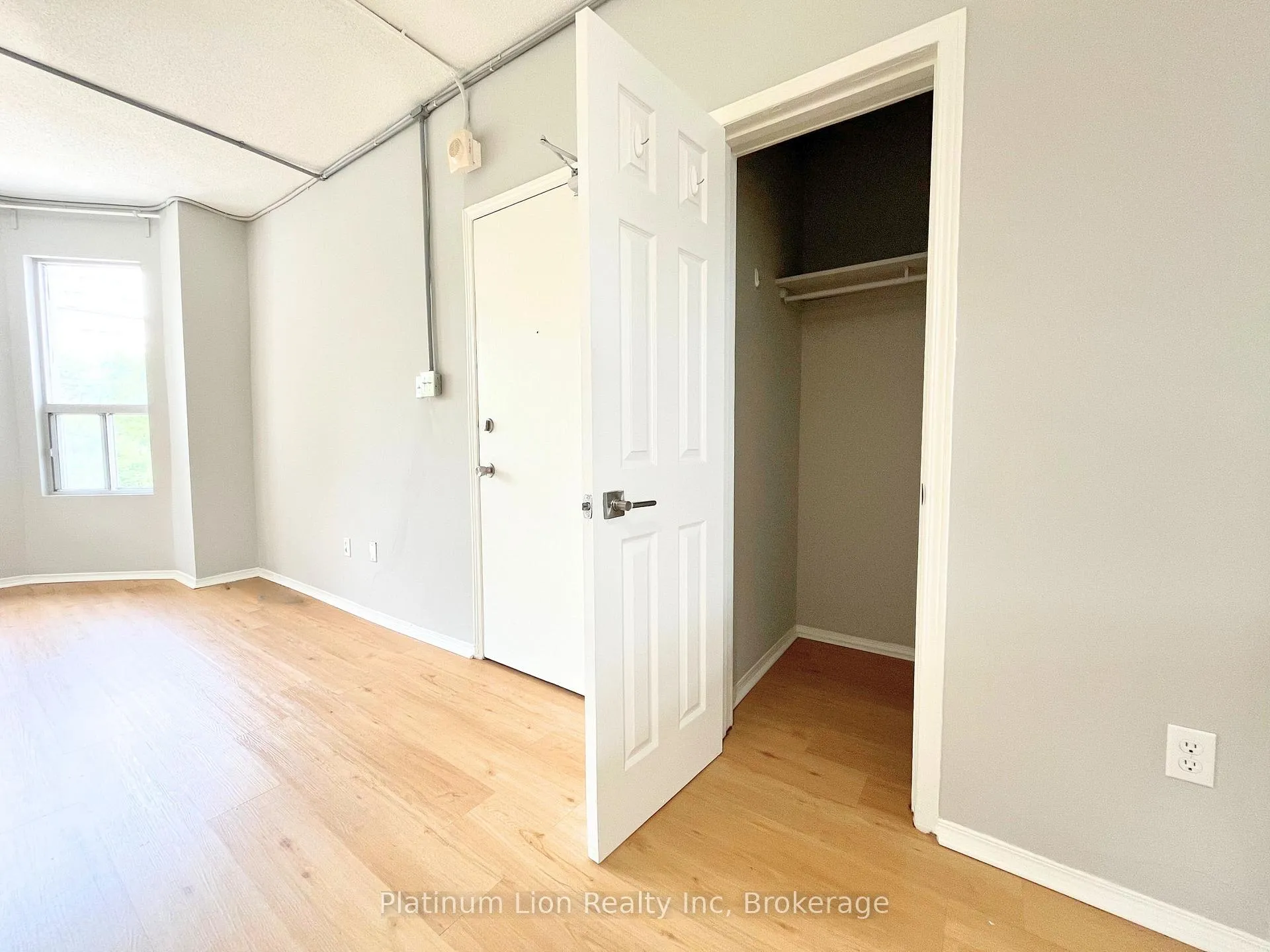 Photo 7 of Unit 8, 121 Park Street S, Hamilton, Durand — HOMEH