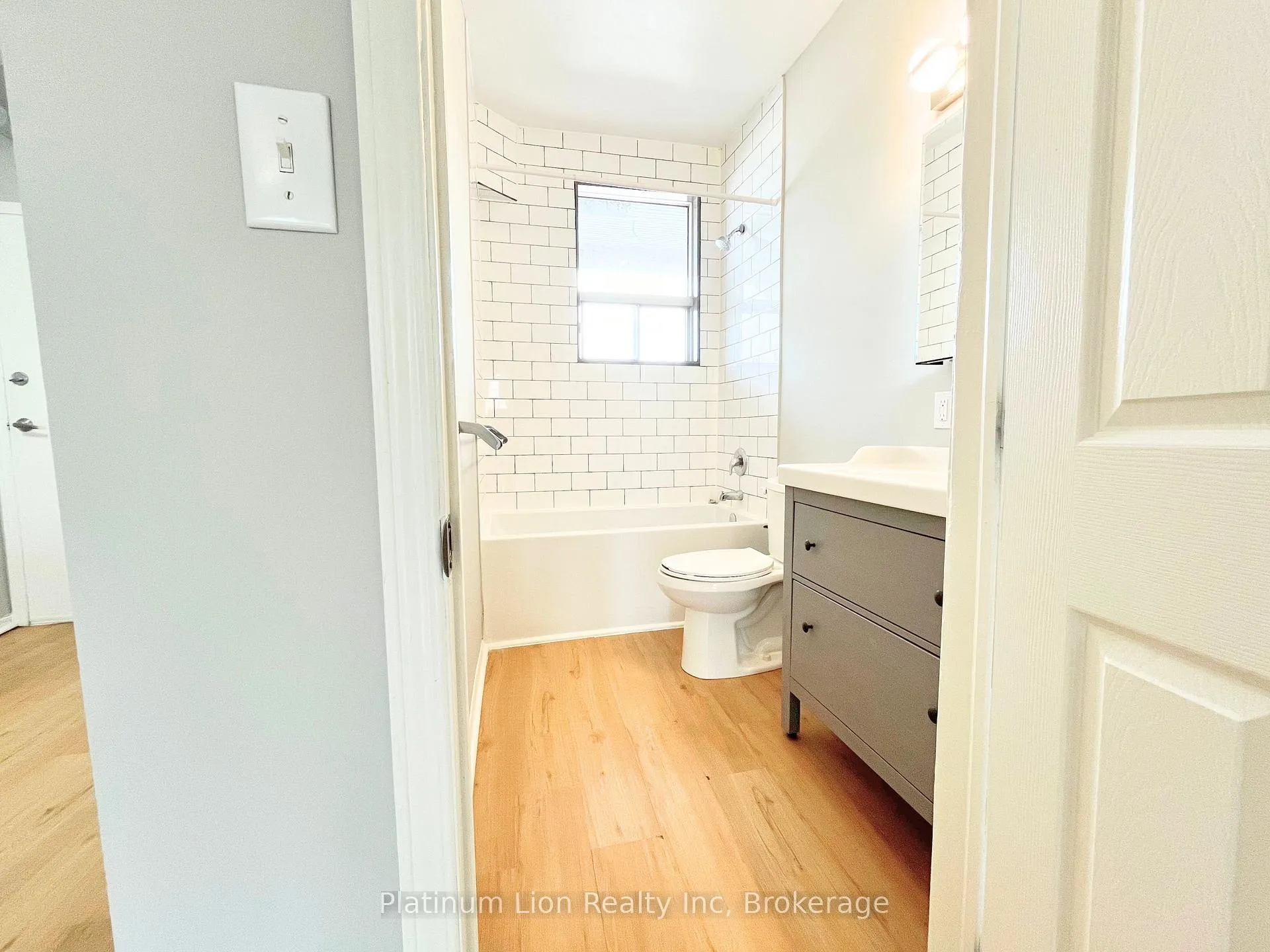 Photo 14 of Unit 8, 121 Park Street S, Hamilton, Durand — HOMEH