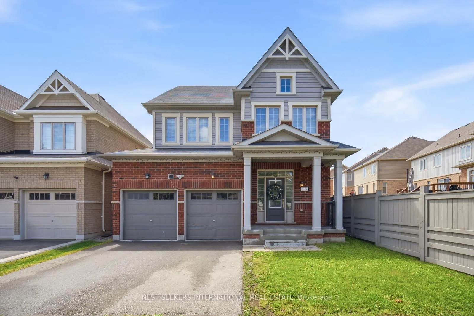 Photo 1 of 35 Pridham Place, New Tecumseth, Tottenham — HOMEH