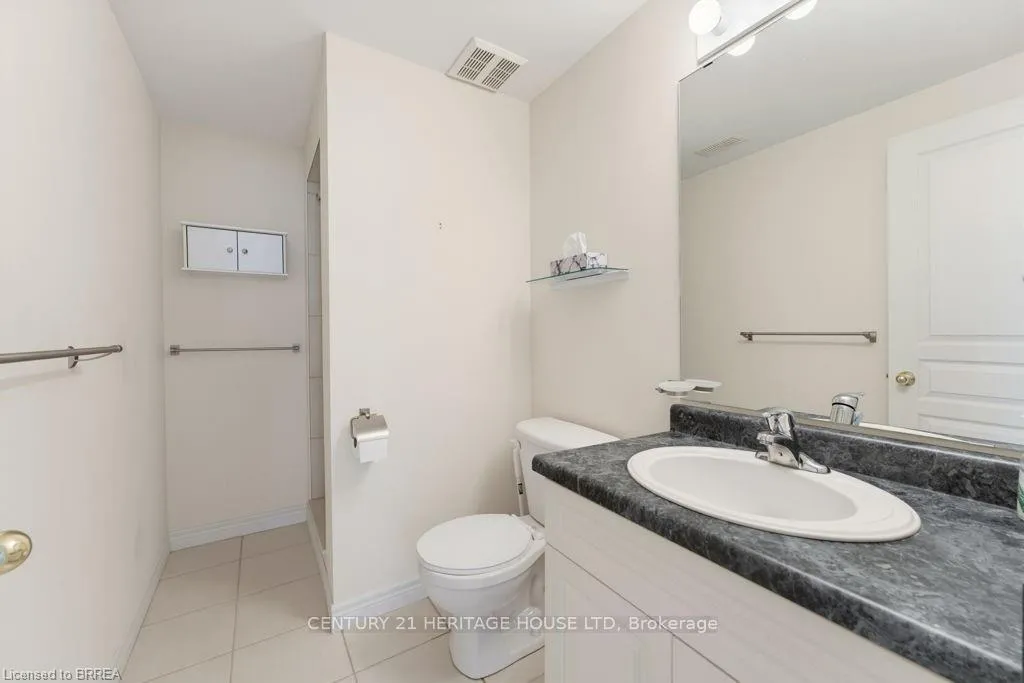 Photo 33 of 30 Cobblestone Drive, Brant, Paris — HOMEH