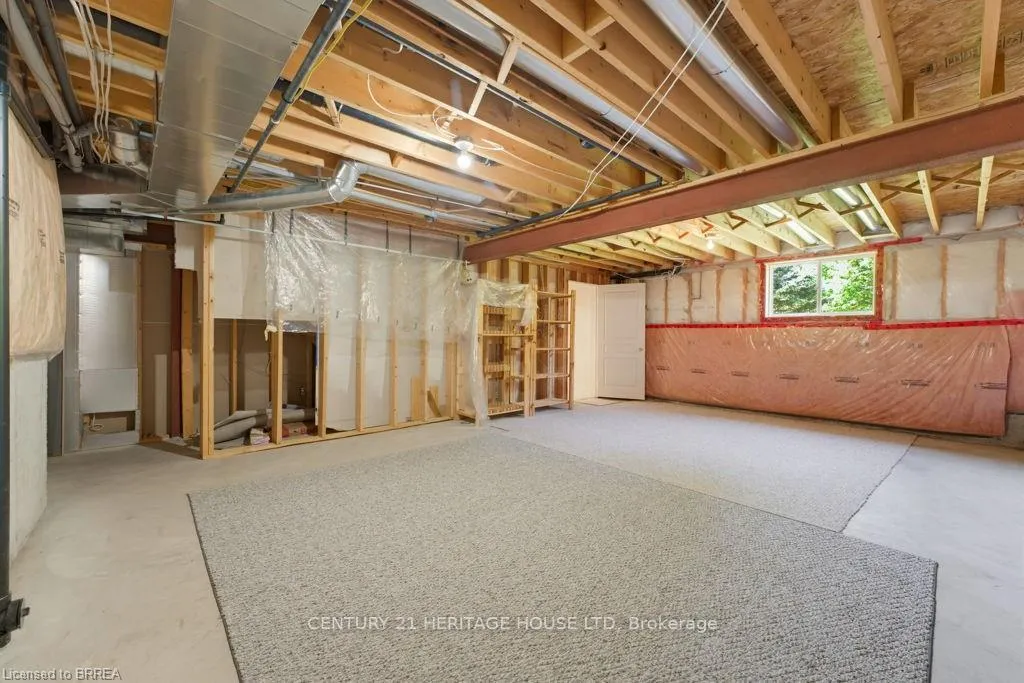 Photo 35 of 30 Cobblestone Drive, Brant, Paris — HOMEH