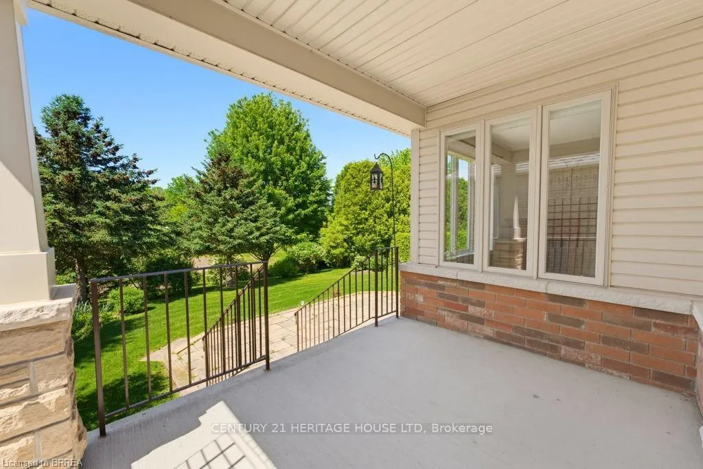 Photo 39 of 30 Cobblestone Drive, Brant, Paris — HOMEH