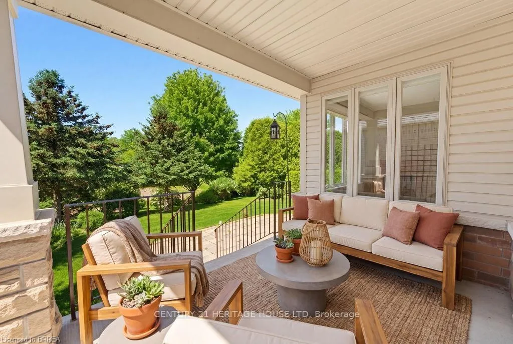 Photo 40 of 30 Cobblestone Drive, Brant, Paris — HOMEH