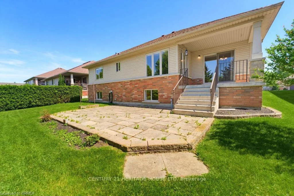 Photo 43 of 30 Cobblestone Drive, Brant, Paris — HOMEH