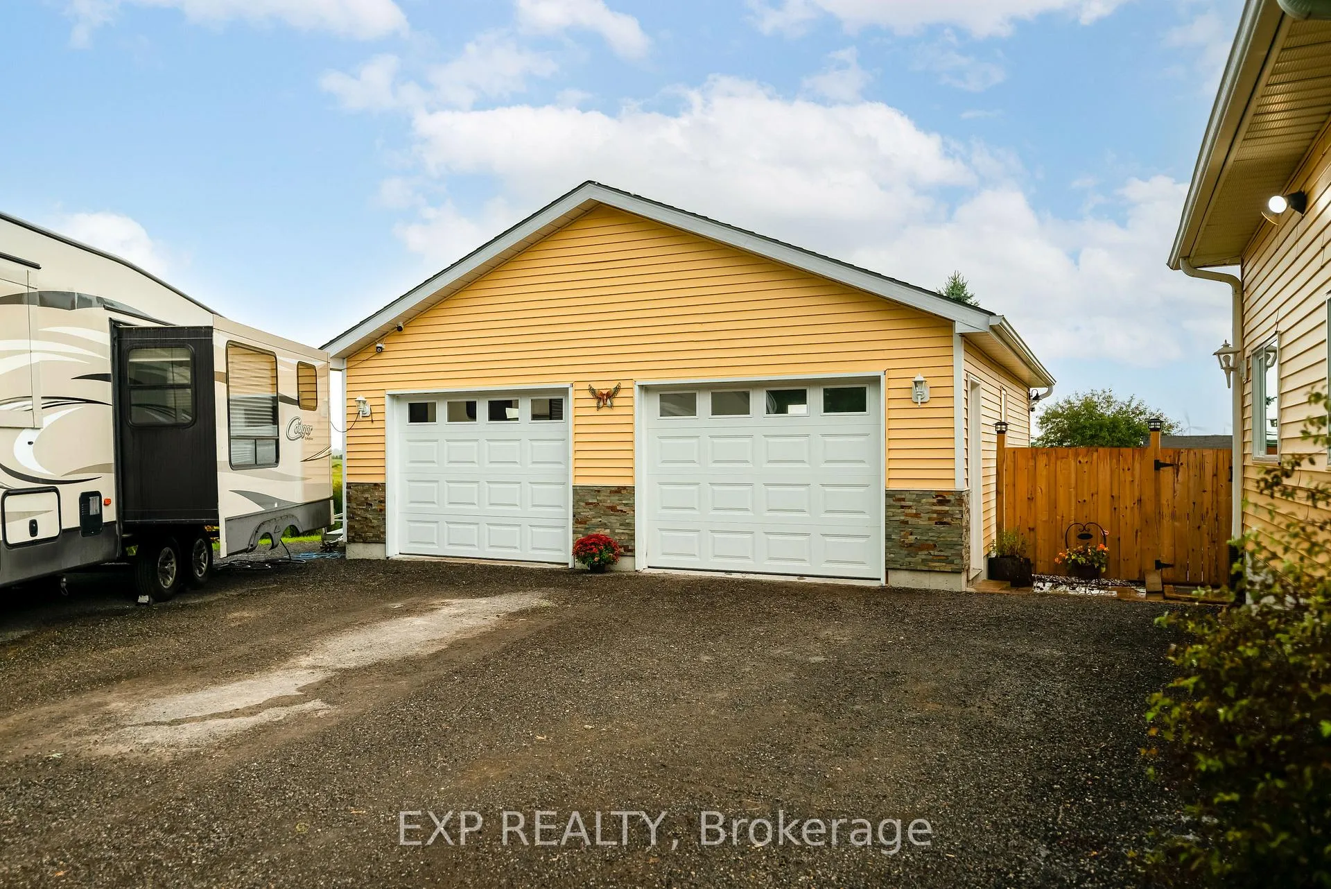 Photo 7 of 254304 9th Line, Amaranth, Rural Amaranth — HOMEH