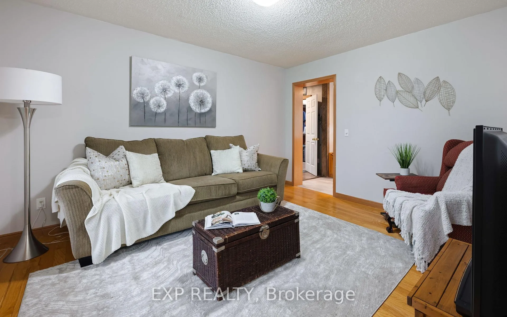Photo 16 of 254304 9th Line, Amaranth, Rural Amaranth — HOMEH