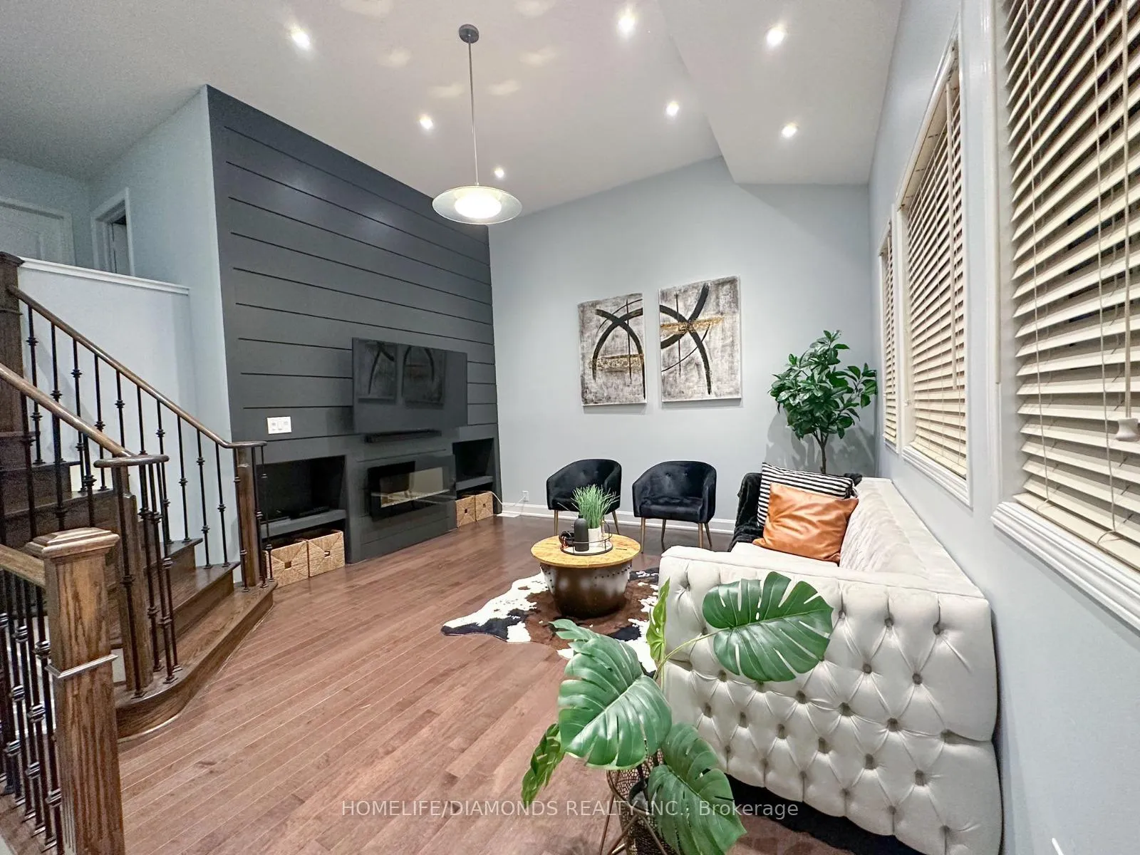 Photo 13 of 7 Clovercrest Drive, Brampton, Fletcher's Meadow — HOMEH