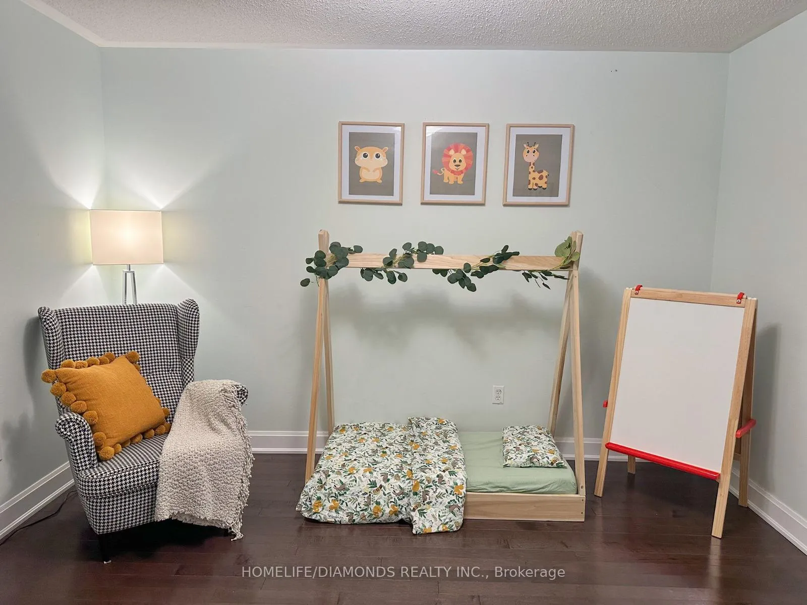 Photo 24 of 7 Clovercrest Drive, Brampton, Fletcher's Meadow — HOMEH