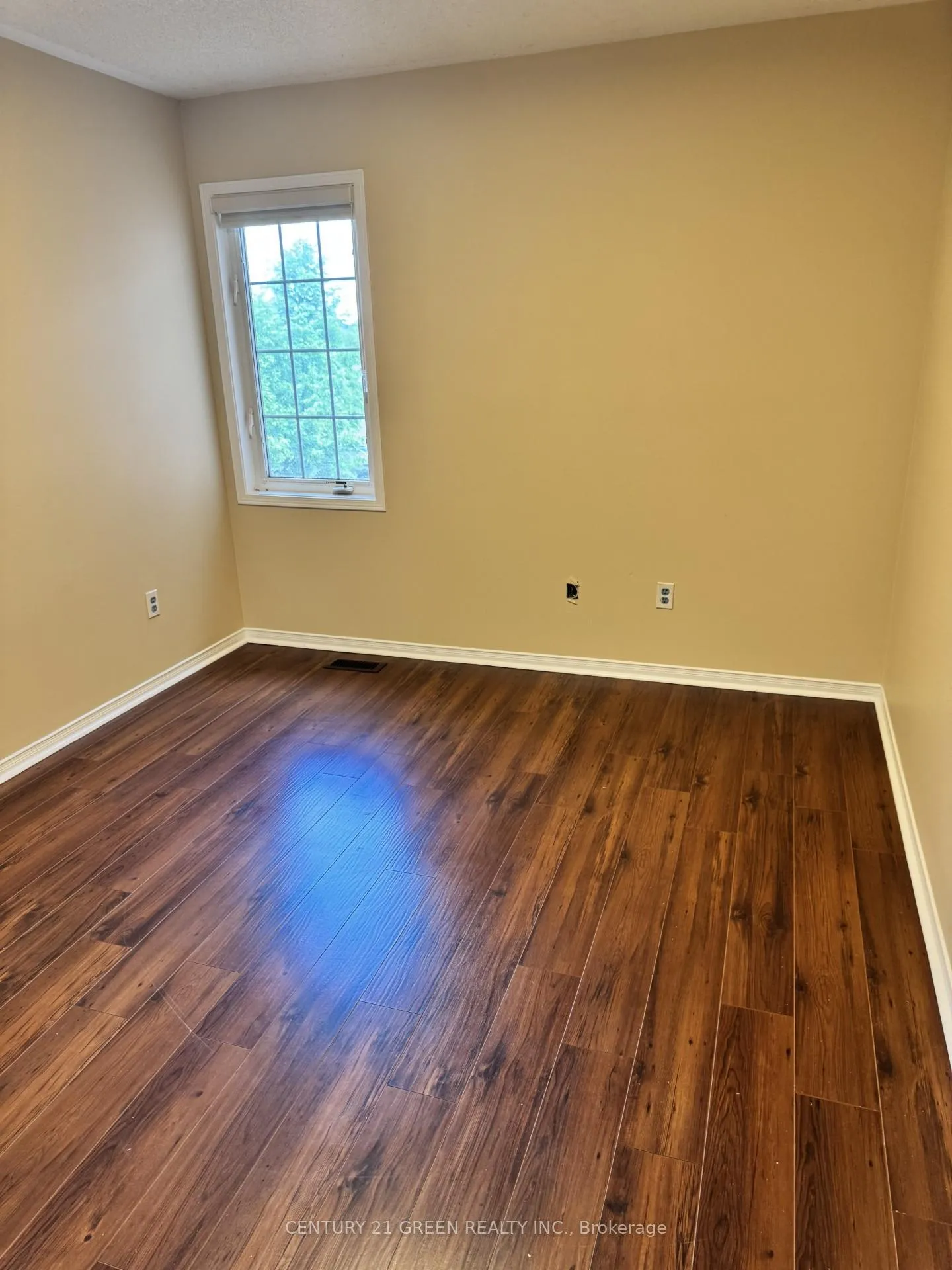 Photo 6 of Unit Upper, 474 Denyes Way, Milton, Clarke — HOMEH