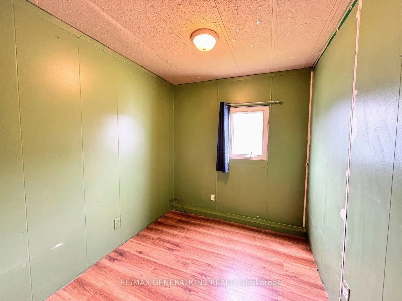 Photo 11 of 54 Jackson Crescent, Marathon — HOMEH