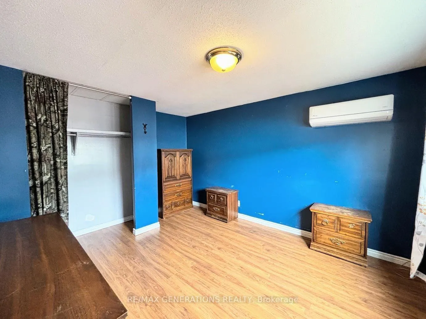 Photo 13 of 54 Jackson Crescent, Marathon — HOMEH