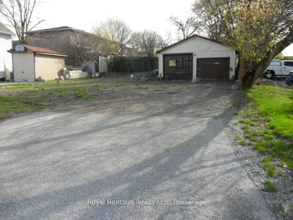 Photo 2 of 367 Centre Street S, Oshawa, Central — HOMEH