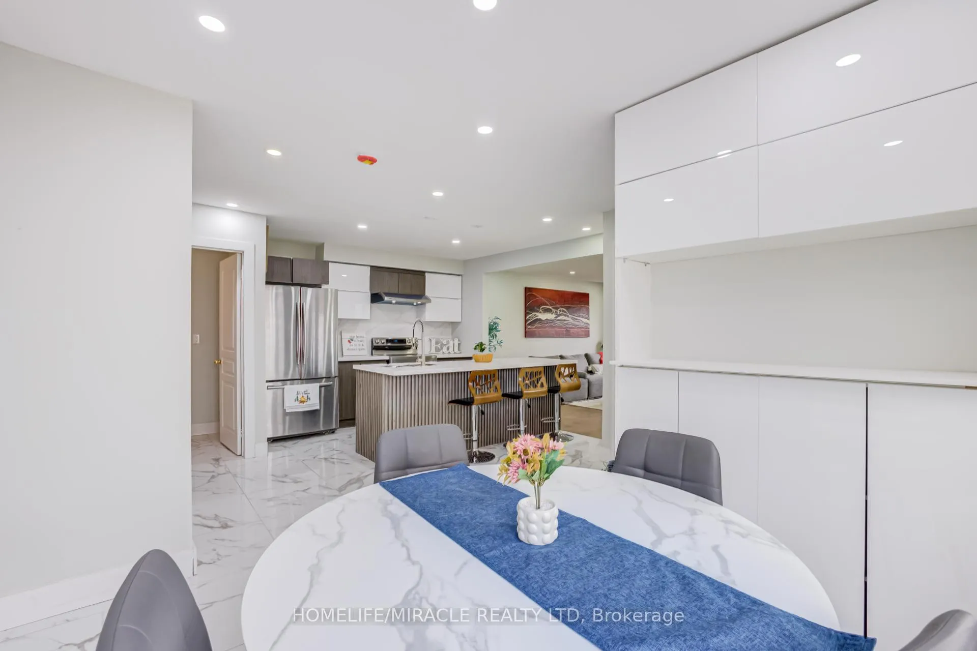 Photo 9 of 122 Ormond Drive, Oshawa, Samac — HOMEH