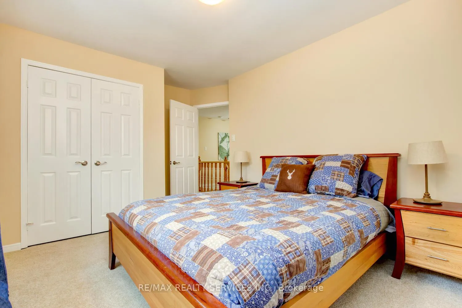 Photo 26 of 28 Chickadee Crescent, Brampton, Snelgrove — HOMEH