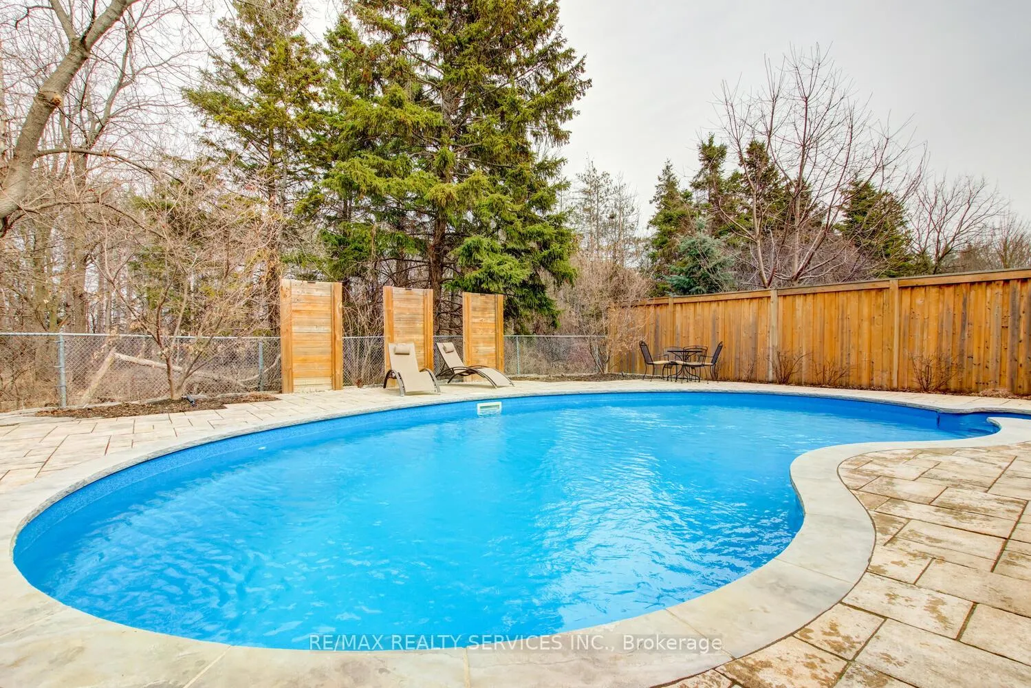 Photo 44 of 28 Chickadee Crescent, Brampton, Snelgrove — HOMEH