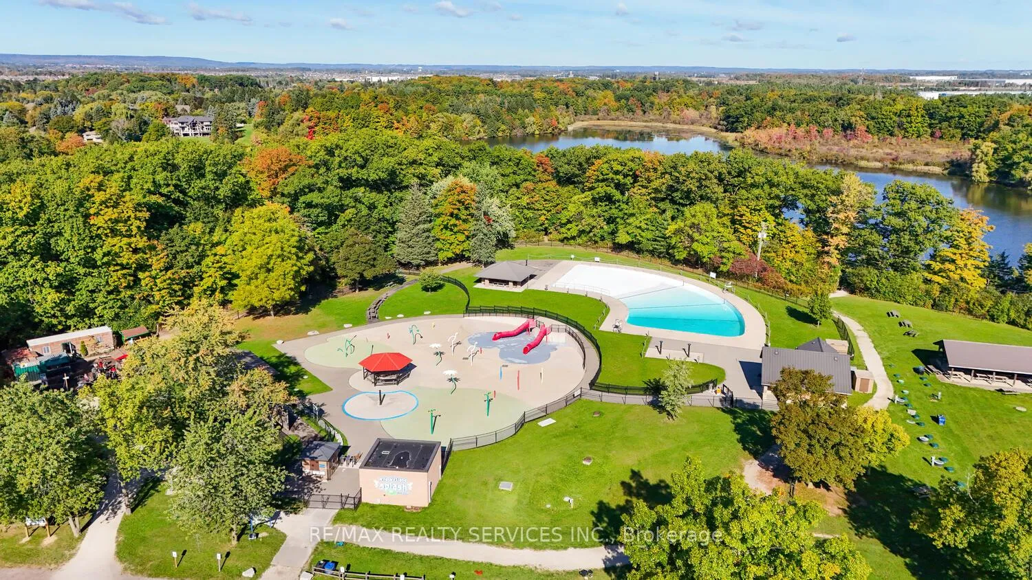 Photo 48 of 28 Chickadee Crescent, Brampton, Snelgrove — HOMEH