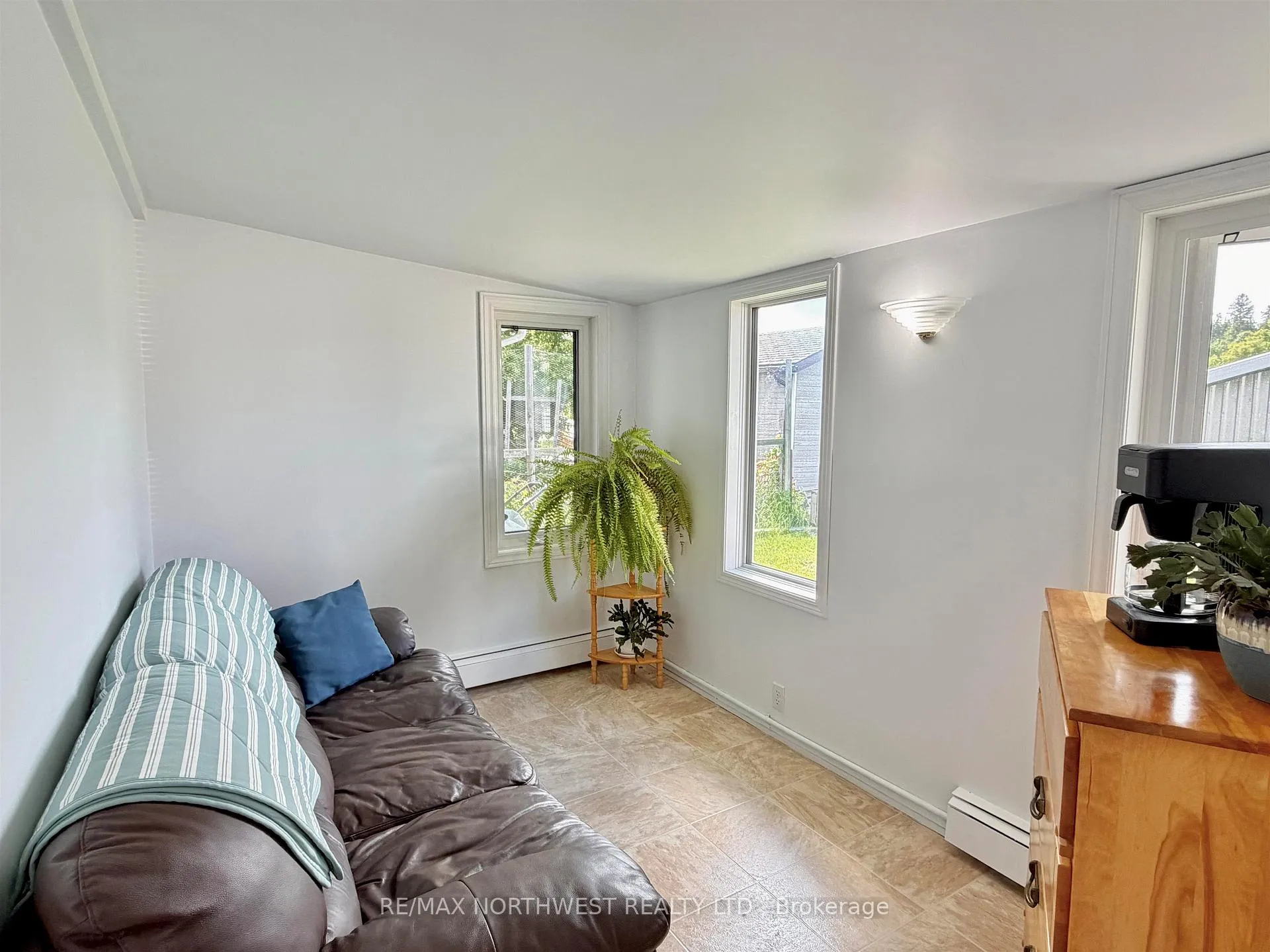Photo 9 of 817 Second St S, Kenora, Central — HOMEH