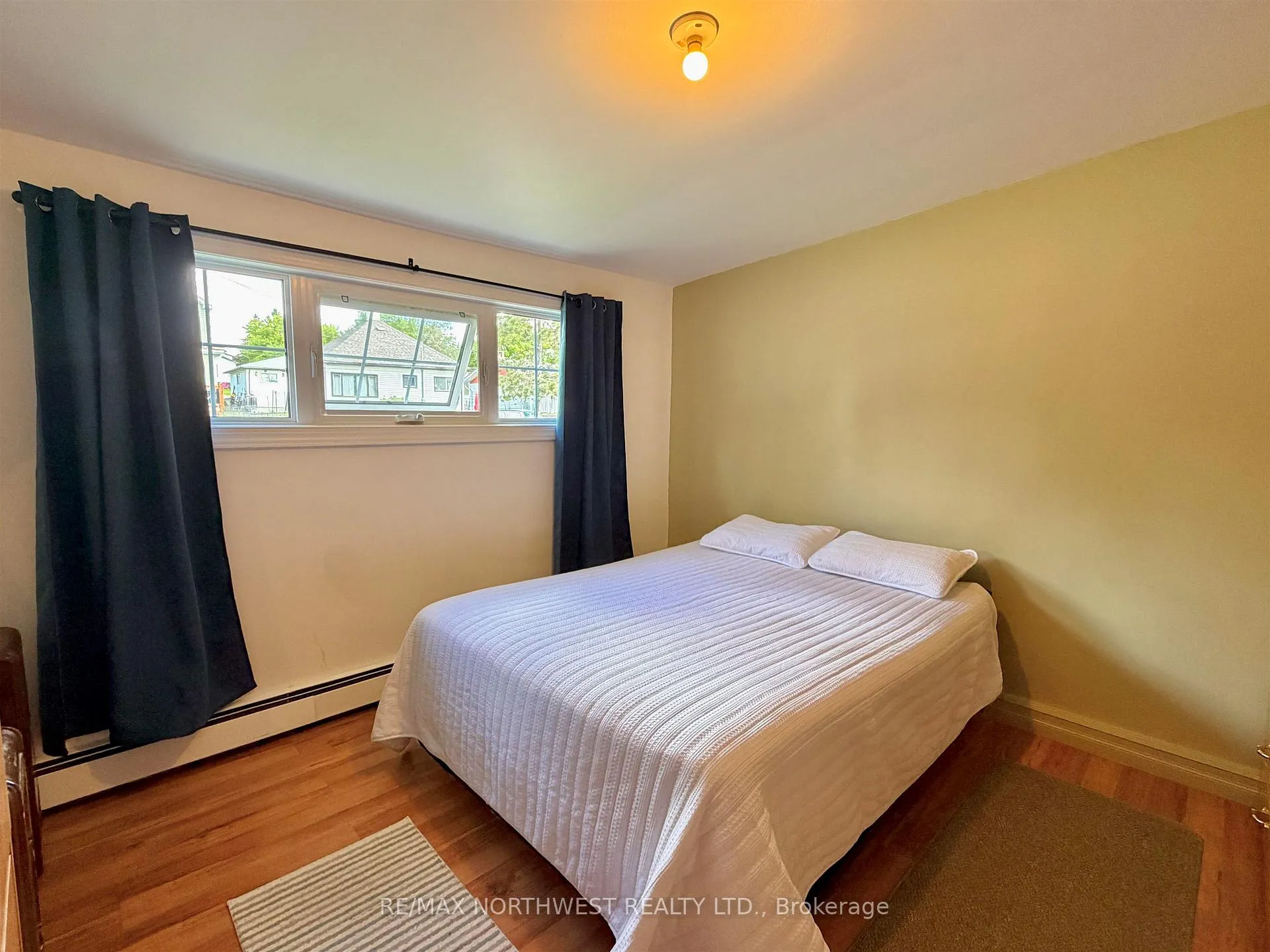 Photo 14 of 817 Second St S, Kenora, Central — HOMEH
