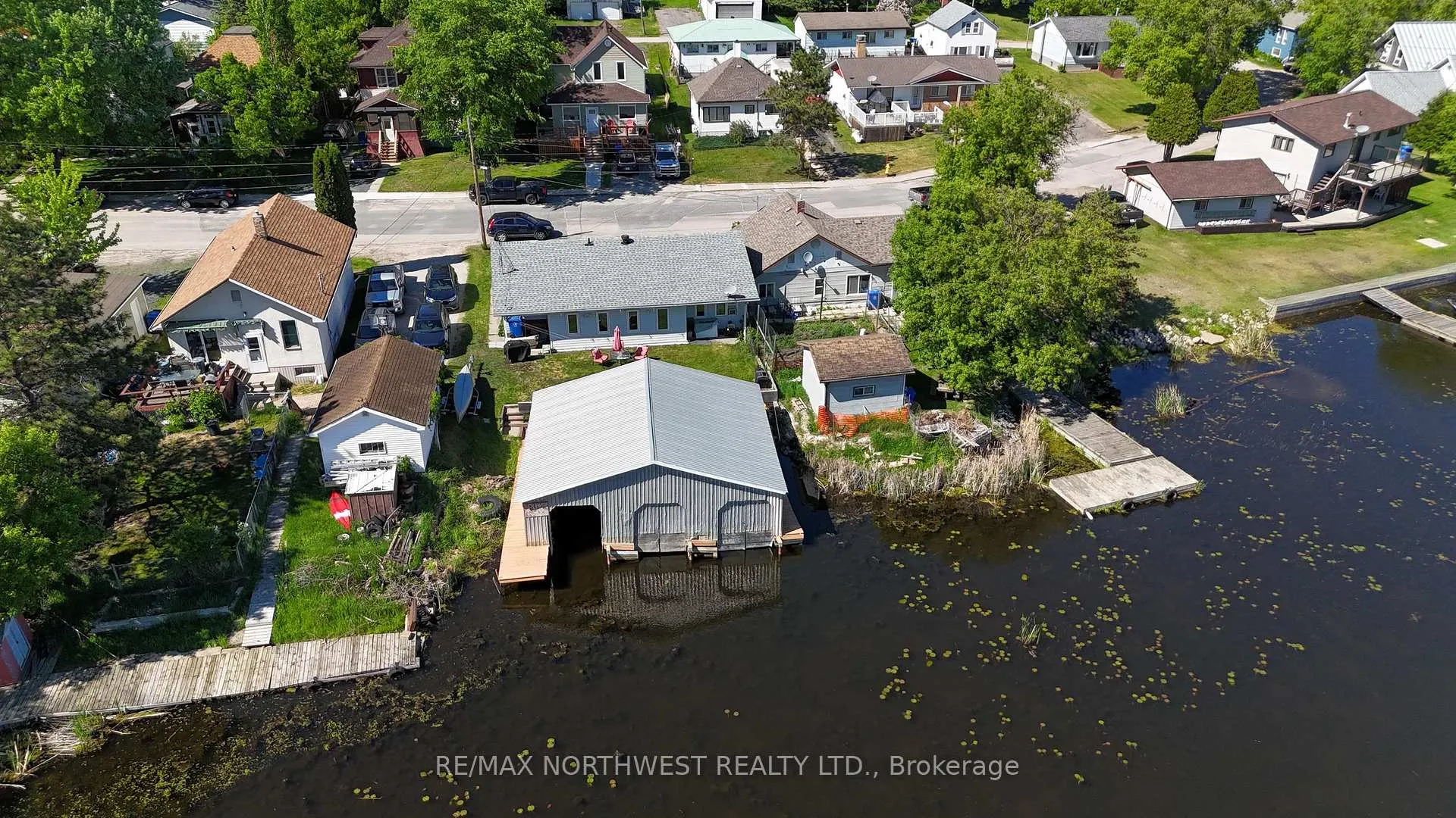 Photo 24 of 817 Second St S, Kenora, Central — HOMEH